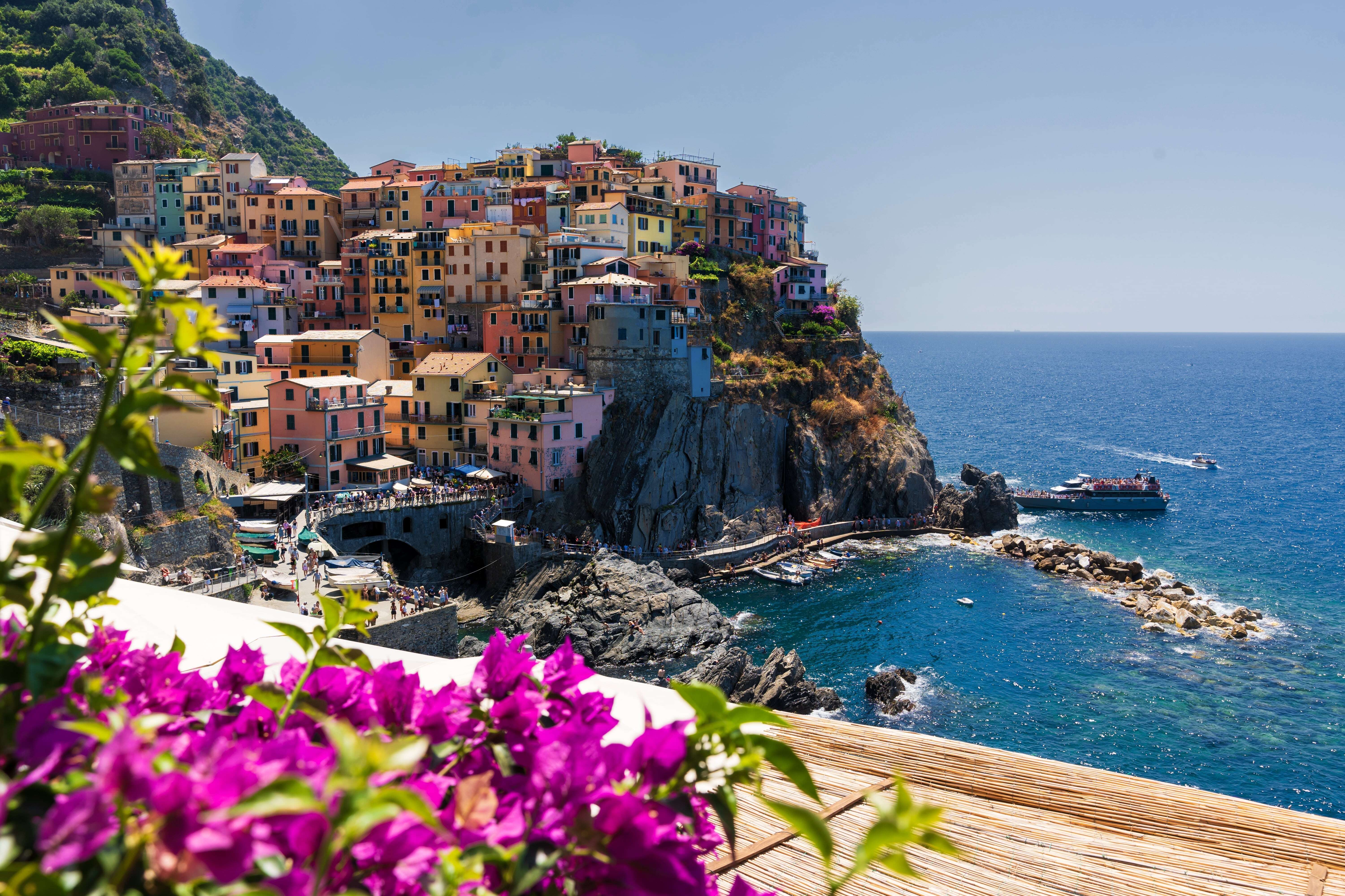 shutterstock_2494390333-min